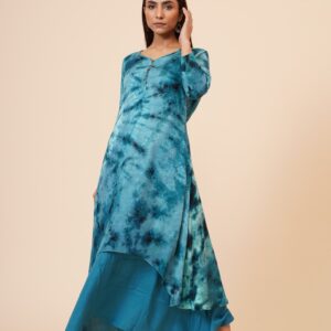 Women's Indian Tie N Dye Kurti With Wooden Button Placket And Cuff